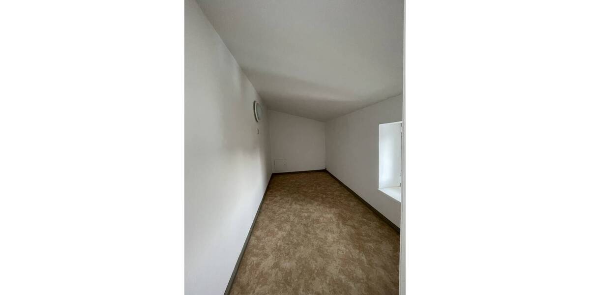 Etagenwohnung Bergen auf Rügen Bergen - 4 Zimmer, 79 m&sup2;, 600&euro; | Angebot:26246273