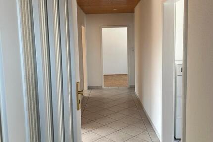 Wohnung Balingen - 2 Zimmer, 90 m&sup2;, 900&euro; | Angebot:25987981