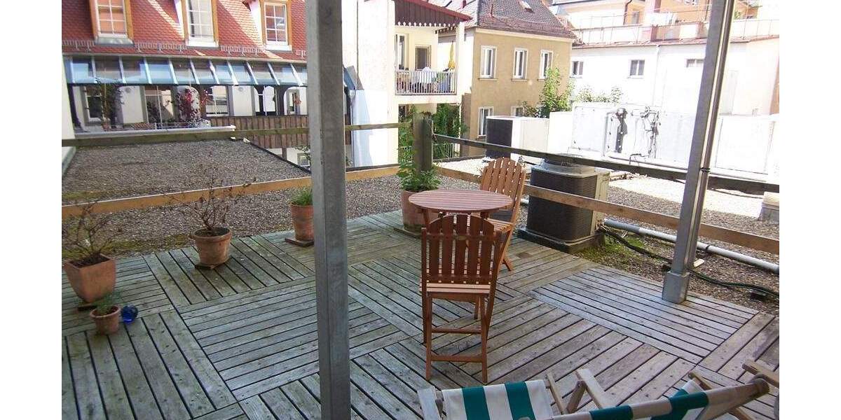 Etagenwohnung Regensburg Innenstadt - 4 Zimmer, 122 m&sup2;, 1.710&euro; | Angebot:25246642