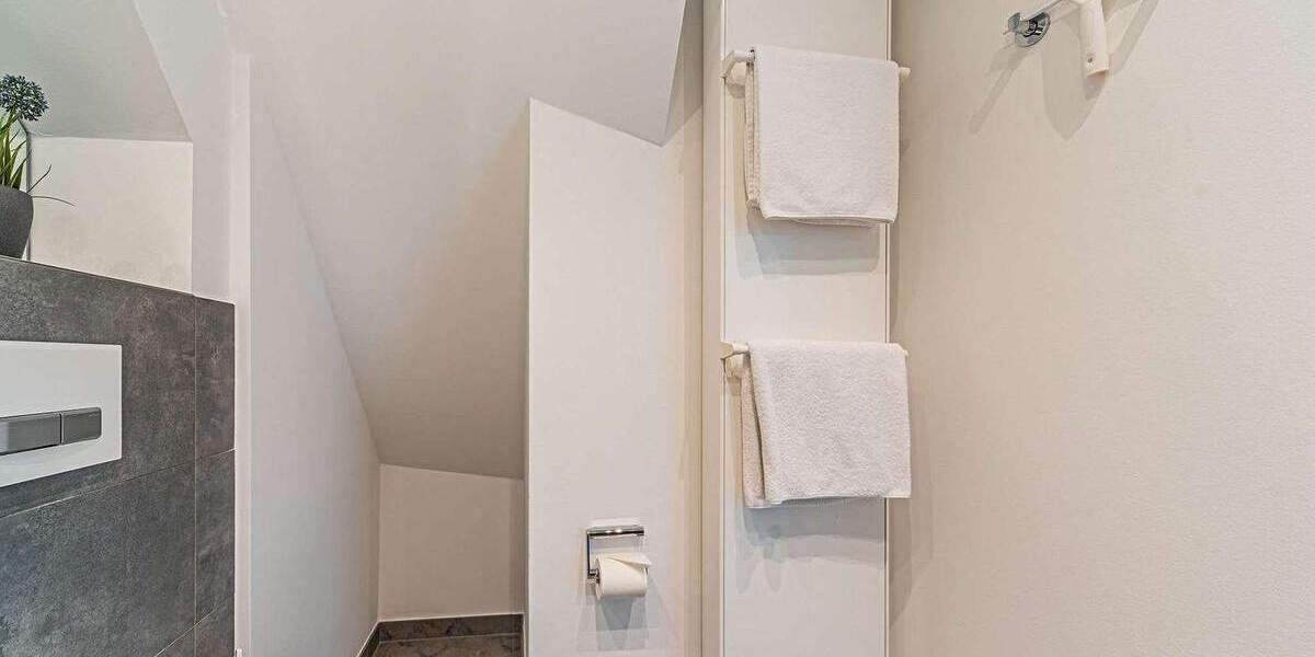 Etagenwohnung Frankfurt am Main Innenstadt - 1 Zimmer, 63 m&sup2;, 3.280&euro; | Angebot:24789399