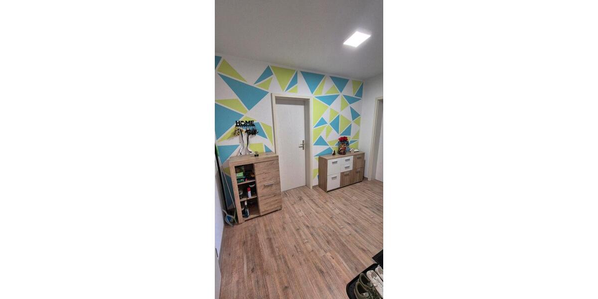 Etagenwohnung Geratal - 3 Zimmer, 78 m&sup2;, 500&euro; | Angebot:26223219