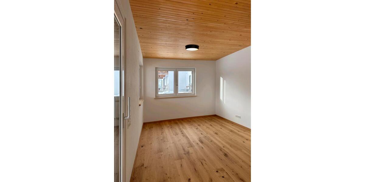 Mehrfamilienhaus, Wohnhaus Bischofsmais - 4.5 Zimmer, 148 m&sup2;, 1.300&euro; | Angebot:26703964