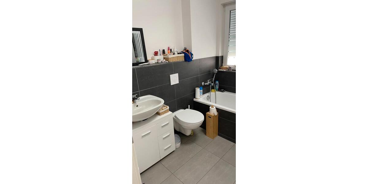 Etagenwohnung Nauen - 4 Zimmer, 90 m&sup2;, 1.330&euro; | Angebot:26646412