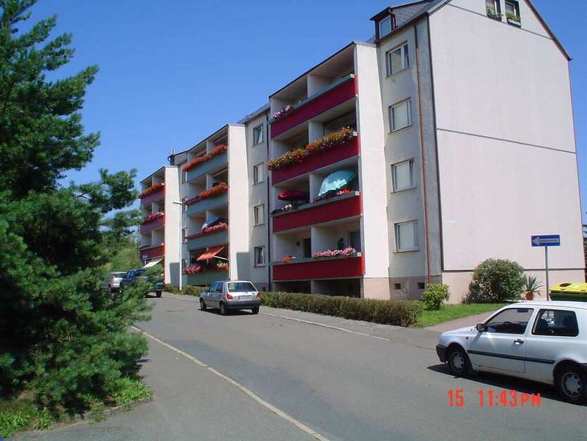 Wohnung zum Mieten in Zeulenroda-Triebes 354,90 € 61.4 m²