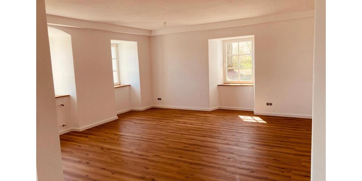 Erdgeschoßwohnung Finnentrop - 3 Zimmer, 70 m&sup2;, 740&euro; | Angebot:26620028