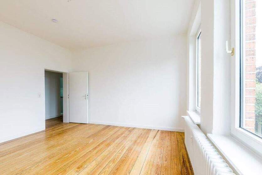 Sanierte 2-Zimmer-AltbauWohnung mit Balkon - Besichtigung 30.07.