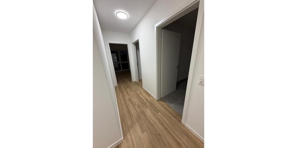 Erdgeschoßwohnung Heide - 3 Zimmer, 102 m&sup2;, 1.377&euro; | Angebot:26480238