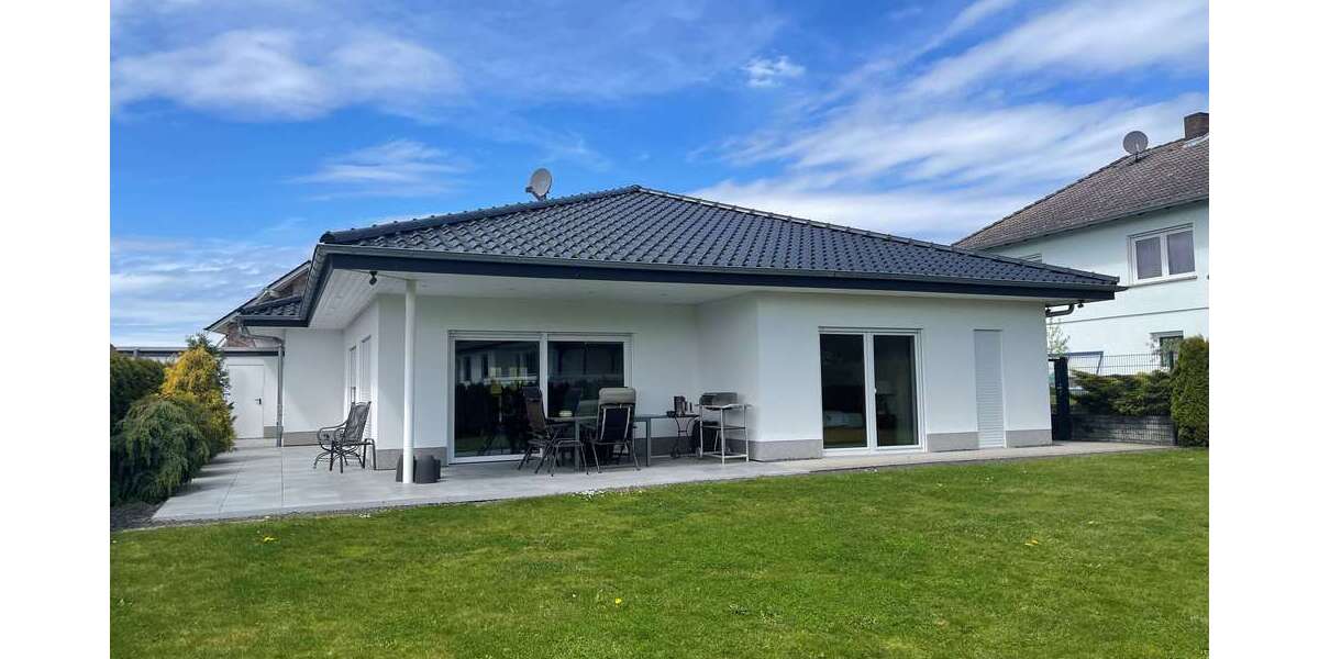 Einfamilienhaus Melsungen - 3 Zimmer, 243 m&sup2;, 2.400&euro; | Angebot:26882424