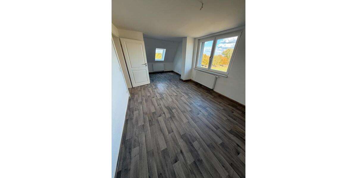 Dachgeschoßwohnung Biederitz - 2 Zimmer, 50 m&sup2;, 400&euro; | Angebot:27634225