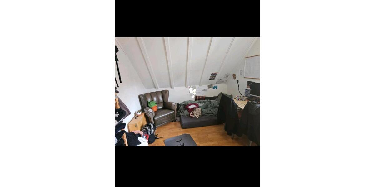 Wohnen auf Zeit Tübingen - 10 Zimmer, 25 m&sup2;, 407&euro; | Angebot:26553431