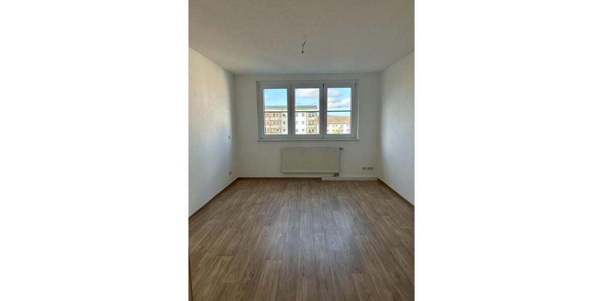Etagenwohnung Niesky - 2 Zimmer, 65 m&sup2;, 455&euro; | Angebot:25233774