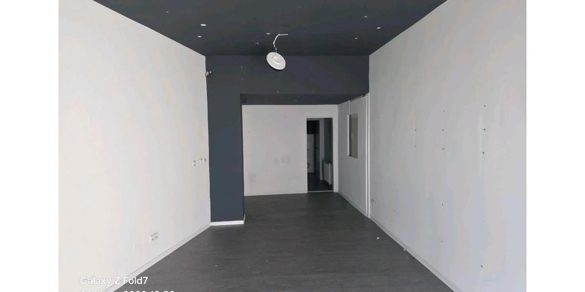 Gewerbeobjekt Steinbach (Taunus) - 1.200&euro; | Angebot:25590595