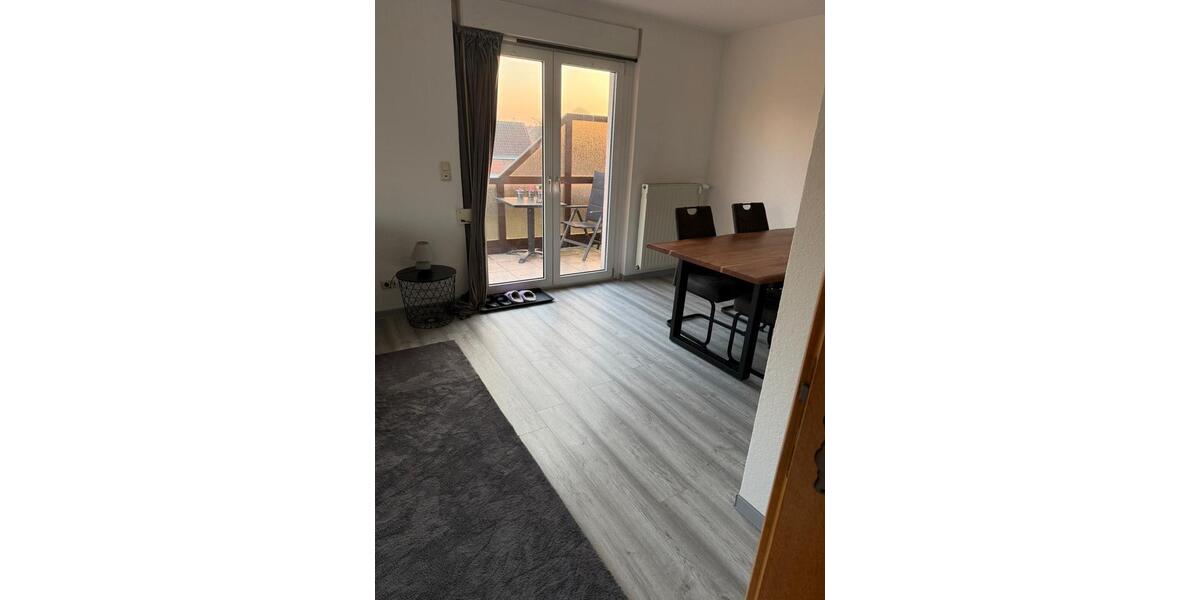 Etagenwohnung Nienstädt - 3 Zimmer, 98 m&sup2;, 800&euro; | Angebot:25407768