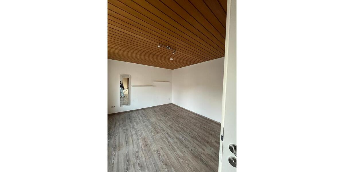 Wohnen auf Zeit Siegen Kaan-Marienborn - 1 Zimmer, 18 m&sup2;, 385&euro; | Angebot:25352211