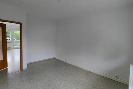 Wohnung Oschatz - 4 Zimmer, 74 m&sup2;, 480&euro; | Angebot:24775368