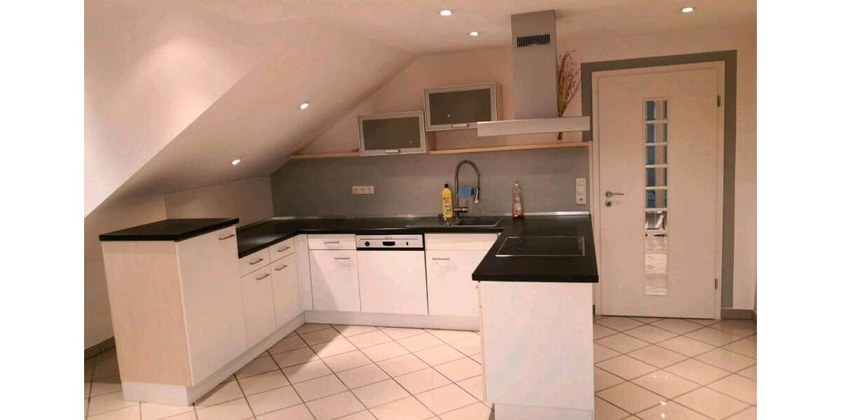 Dachgeschoßwohnung Grafling - 3 Zimmer, 100 m&sup2;, 1.000&euro; | Angebot:26625189