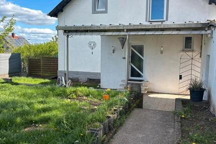 Wohnung Bexbach - 4 Zimmer, 115 m&sup2;, 1.100&euro; | Angebot:26325877