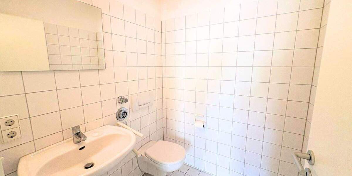 Gewerbeobjekt Bonn Lannesdorf - 1 Zimmer, 350&euro; | Angebot:25727585