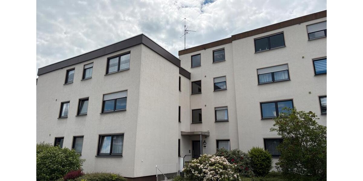 Etagenwohnung Bad Salzuflen - 3 Zimmer, 90 m&sup2;, 990&euro; | Angebot:26679297