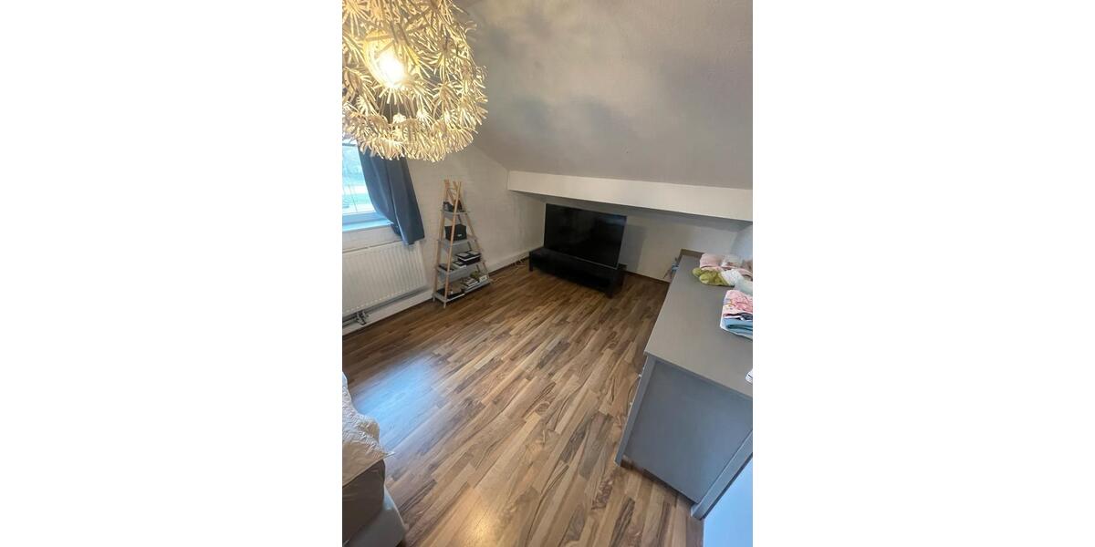 Maisonettenwohnung Delmenhorst - 3 Zimmer, 107 m&sup2;, 1.000&euro; | Angebot:26040393