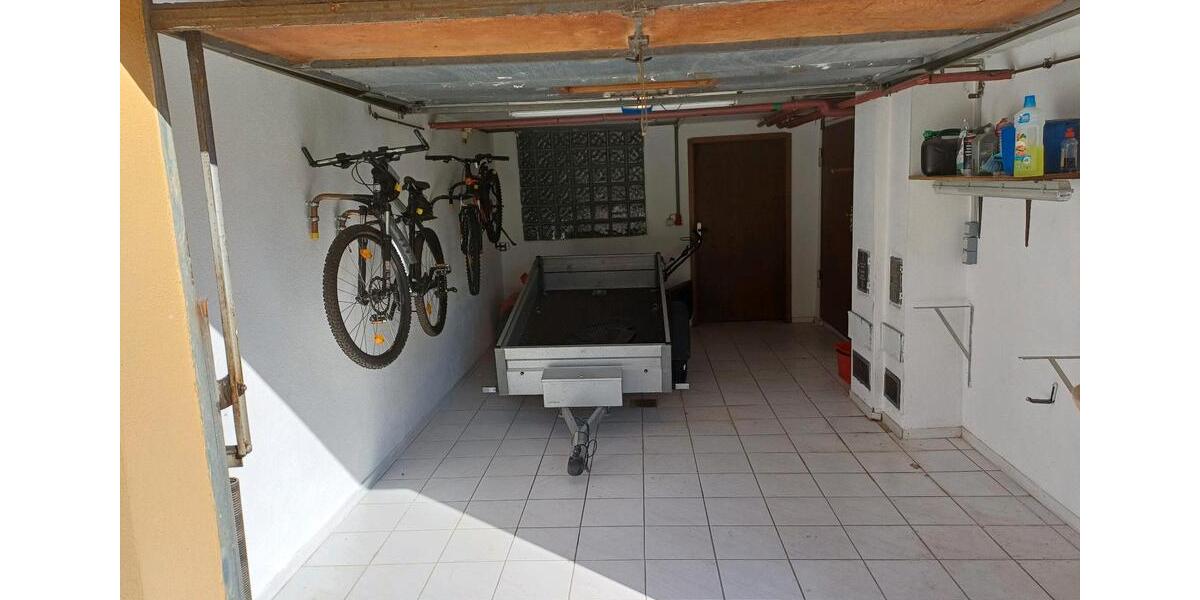 Dachgeschoßwohnung Epfendorf - 4 Zimmer, 100 m&sup2;, 900&euro; | Angebot:24841671