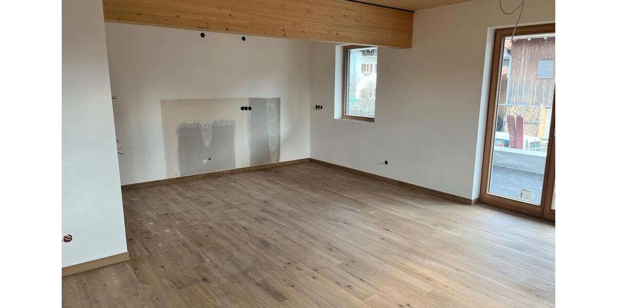 Etagenwohnung Samerberg - 3 Zimmer, 92 m&sup2;, 1.650&euro; | Angebot:25883166