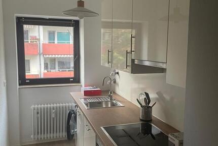 Schöne 2 Zimmer Wohnung mit Balkon für 2 Jahre zu vermieten zimmer