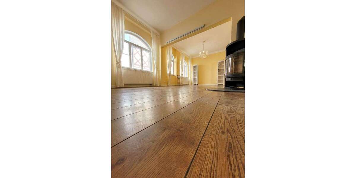 Einfamilienhaus Eltville Erbach - 8 Zimmer, 265 m&sup2;, 3.300&euro; | Angebot:24456980