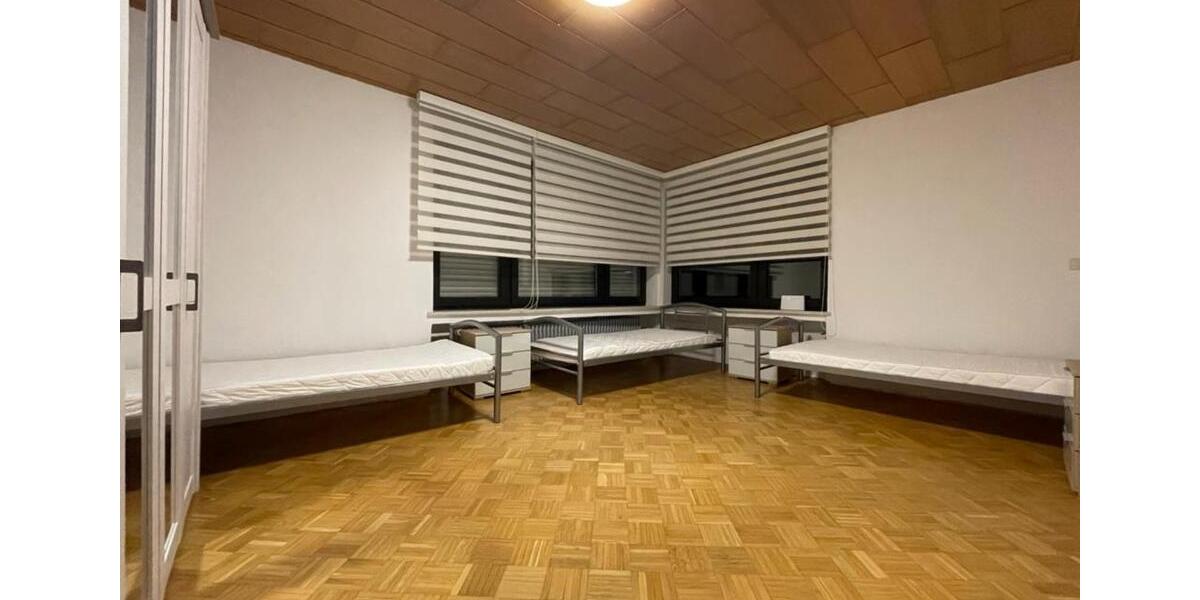 Wohnen auf Zeit Heinsberg - 5 Zimmer, 120 m&sup2;, 600&euro; | Angebot:17959623