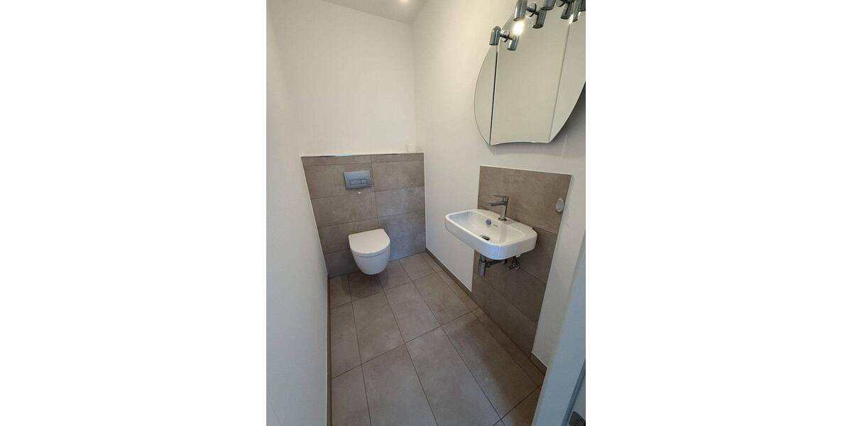 Etagenwohnung Schenefeld - 2 Zimmer, 105 m&sup2;, 1.529&euro; | Angebot:26902869