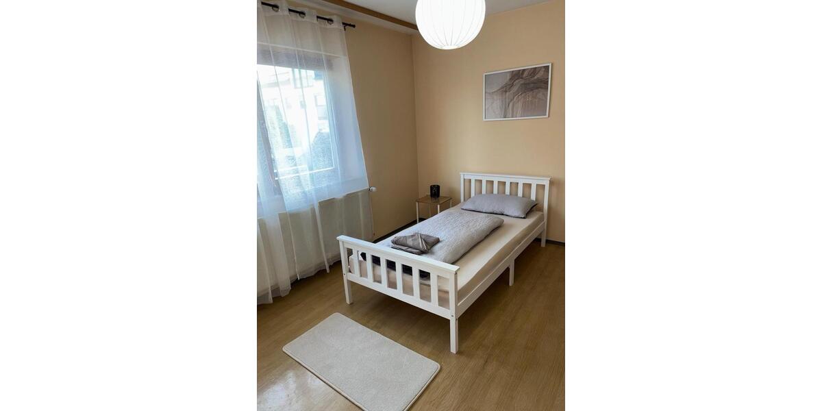 Wohnen auf Zeit Ingolstadt - 5 Zimmer, 133 m&sup2;, 25&euro; | Angebot:25385634