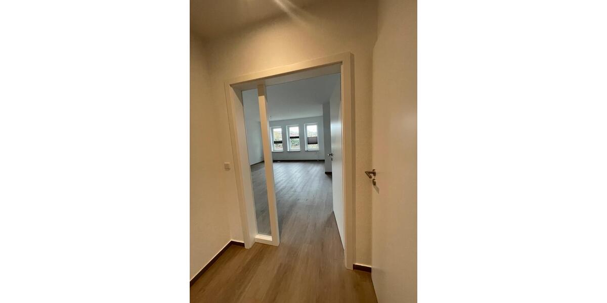 Doppelhaushälfte Zeven - 5 Zimmer, 130 m&sup2;, 1.200&euro; | Angebot:26014403
