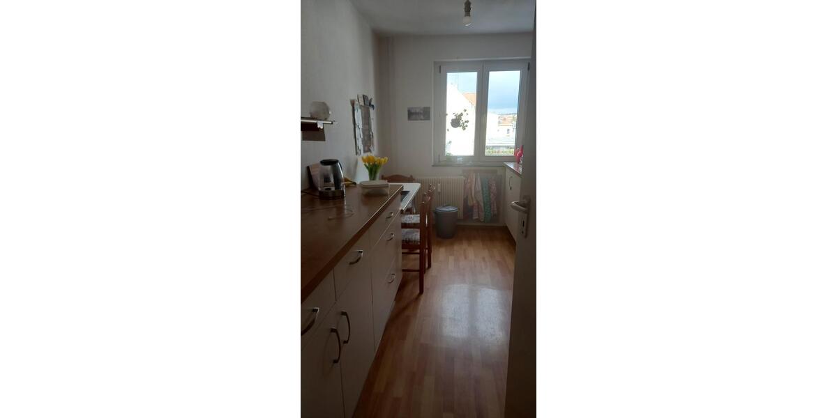 Wohnen auf Zeit Würzburg Sanderau - 16 Zimmer, 85 m&sup2;, 550&euro; | Angebot:26475369
