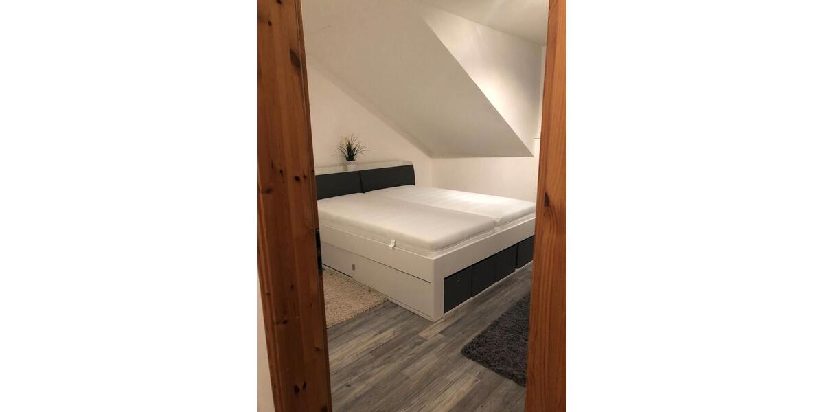 Dachgeschoßwohnung Lehre - 2 Zimmer, 54 m&sup2;, 500&euro; | Angebot:26631103