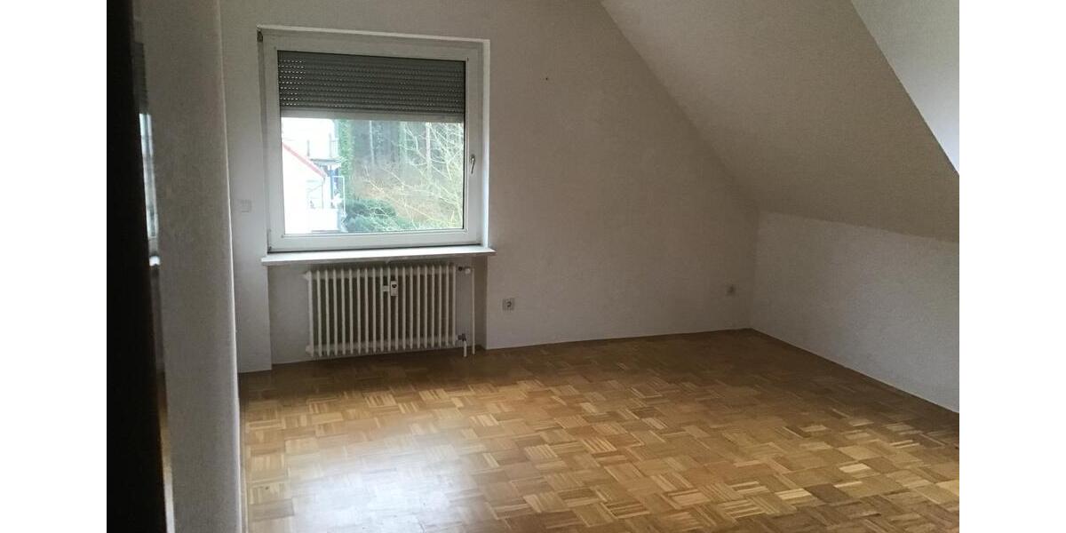 Dachgeschoßwohnung Neuenkirchen - 3 Zimmer, 86 m&sup2;, 500&euro; | Angebot:26594426
