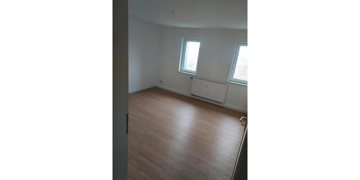 Dachgeschoßwohnung Reichenbach im Vogtland Obermylau - 5 Zimmer, 98 m&sup2;, 680&euro; | Angebot:26652956