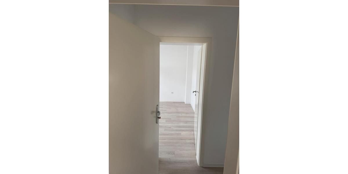 Etagenwohnung Neuss Furth-Mitte - 3 Zimmer, 60 m&sup2;, 1.300&euro; | Angebot:24740019