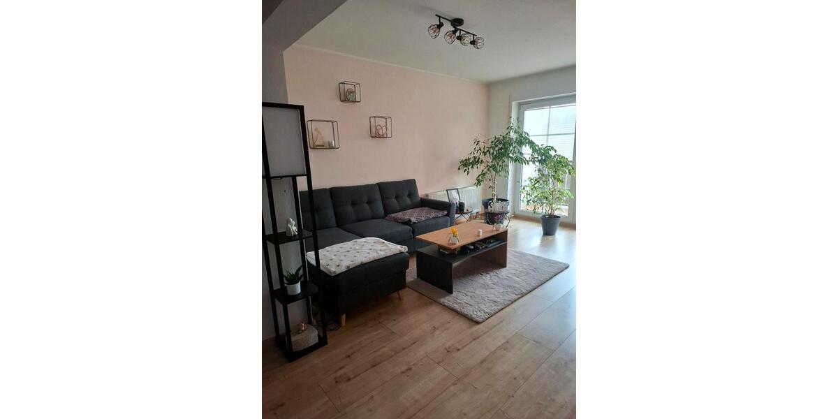 Dachgeschoßwohnung Kirchberg - 3 Zimmer, 65 m&sup2;, 680&euro; | Angebot:26636810