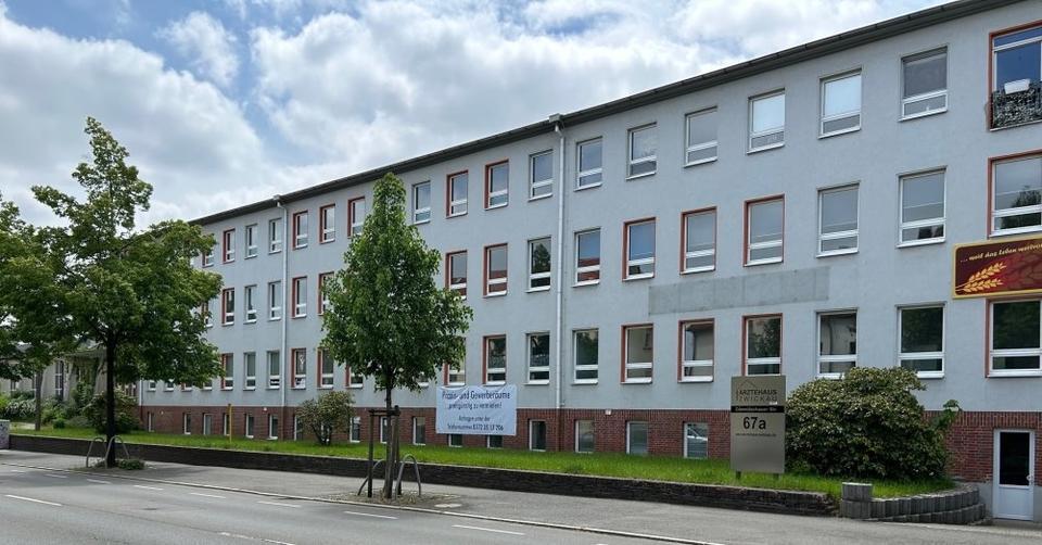 12 Zimmer-Büroetage im 1. Obergeschoss mit Personenaufzug +++ barrierefrei erreichbar +++ zu vermieten! zimmer