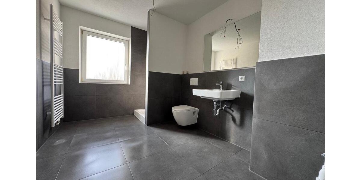 Etagenwohnung Karlsruhe Neureut - 3 Zimmer, 79 m&sup2;, 1.300&euro; | Angebot:25869159