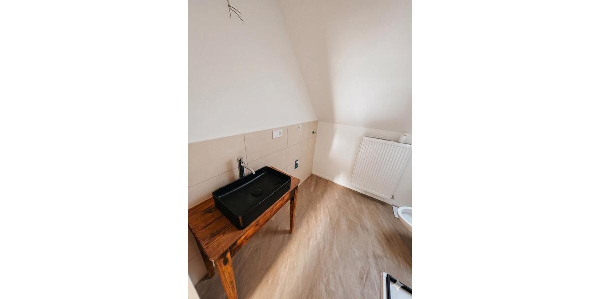 Dachgeschoßwohnung Hessisch Oldendorf - 3 Zimmer, 93 m&sup2;, 750&euro; | Angebot:26534863