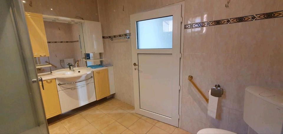 Etagenwohnung Alzey - 2 Zimmer, 65 m&sup2;, 900&euro; | Angebot:26265787