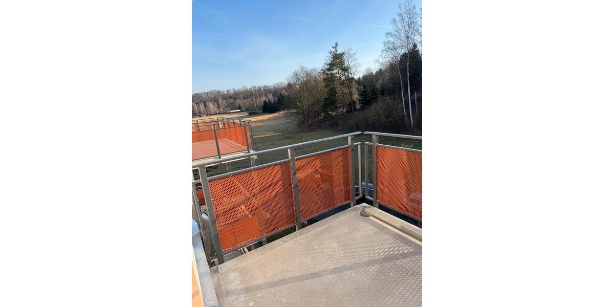 Dachgeschoßwohnung Nossen - 4 Zimmer, 115 m&sup2;, 1.250&euro; | Angebot:26446788