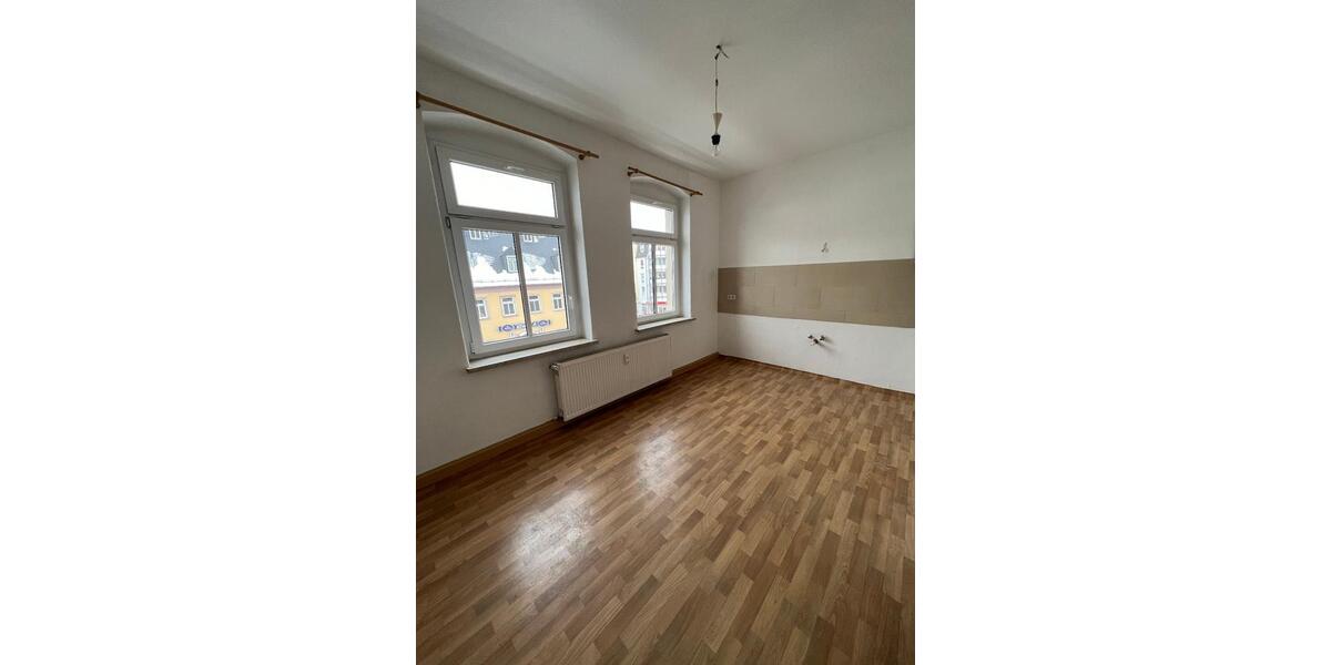 Etagenwohnung Lichtenstein (Sachsen) - 1 Zimmer, 44 m&sup2;, 220&euro; | Angebot:24474370