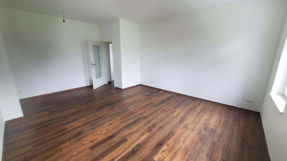Etagenwohnung Zörbig - 3 Zimmer, 97 m&sup2;, 680&euro; | Angebot:26576542