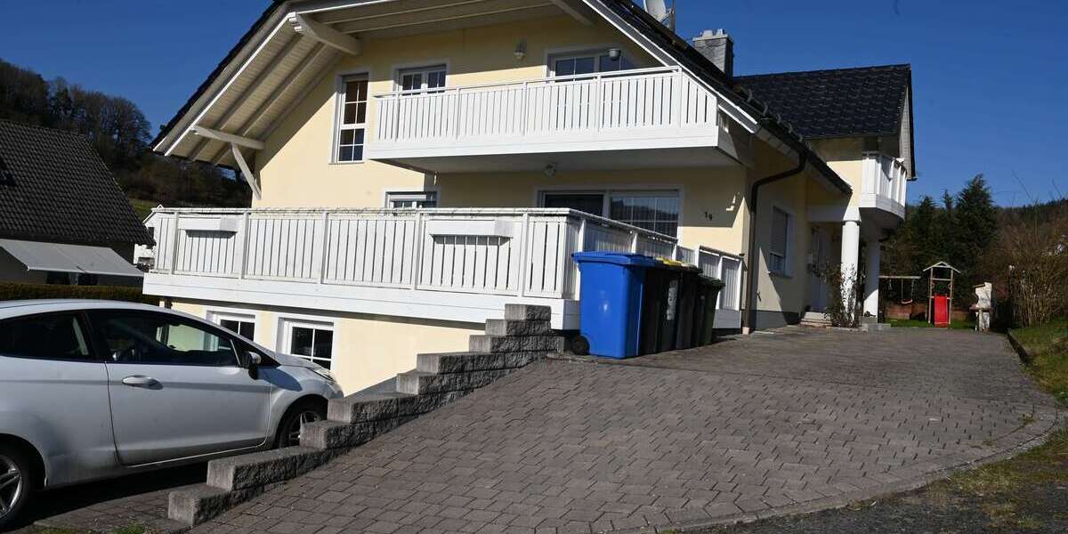 Etagenwohnung Biedenkopf - 4 Zimmer, 134 m&sup2;, 1.190&euro; | Angebot:24230361