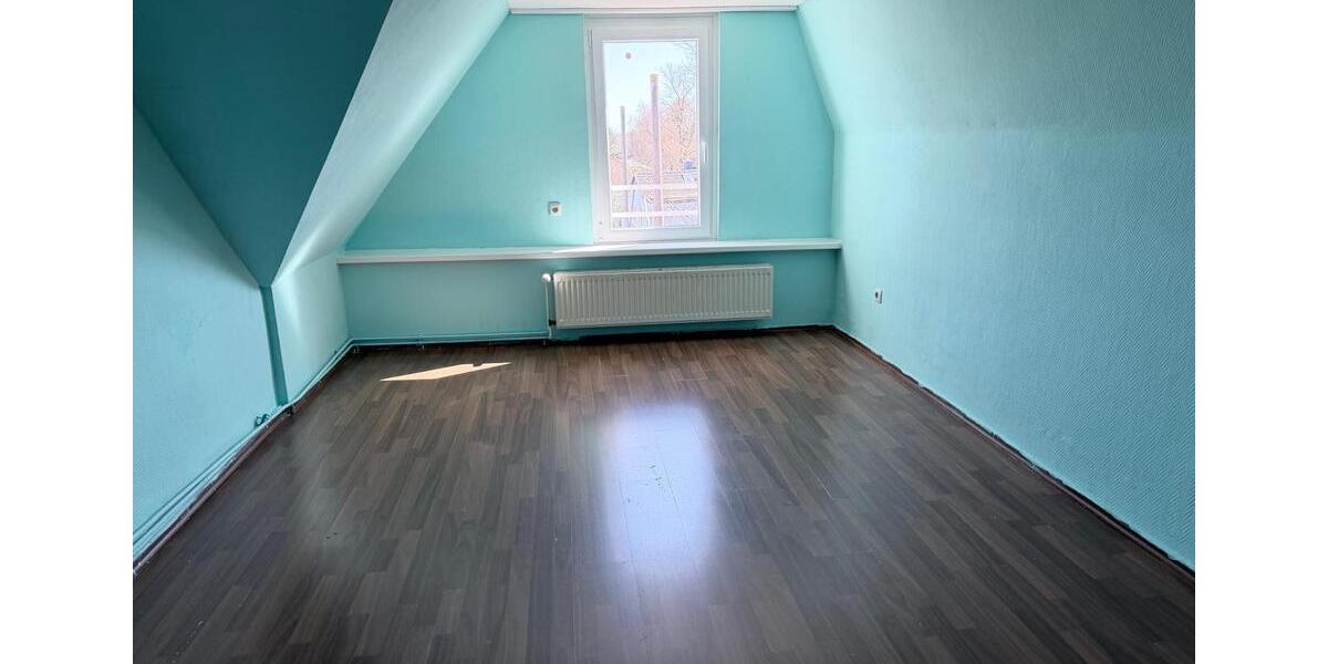 Dachgeschoßwohnung Tasdorf - 3 Zimmer, 70 m&sup2;, 870&euro; | Angebot:26131622
