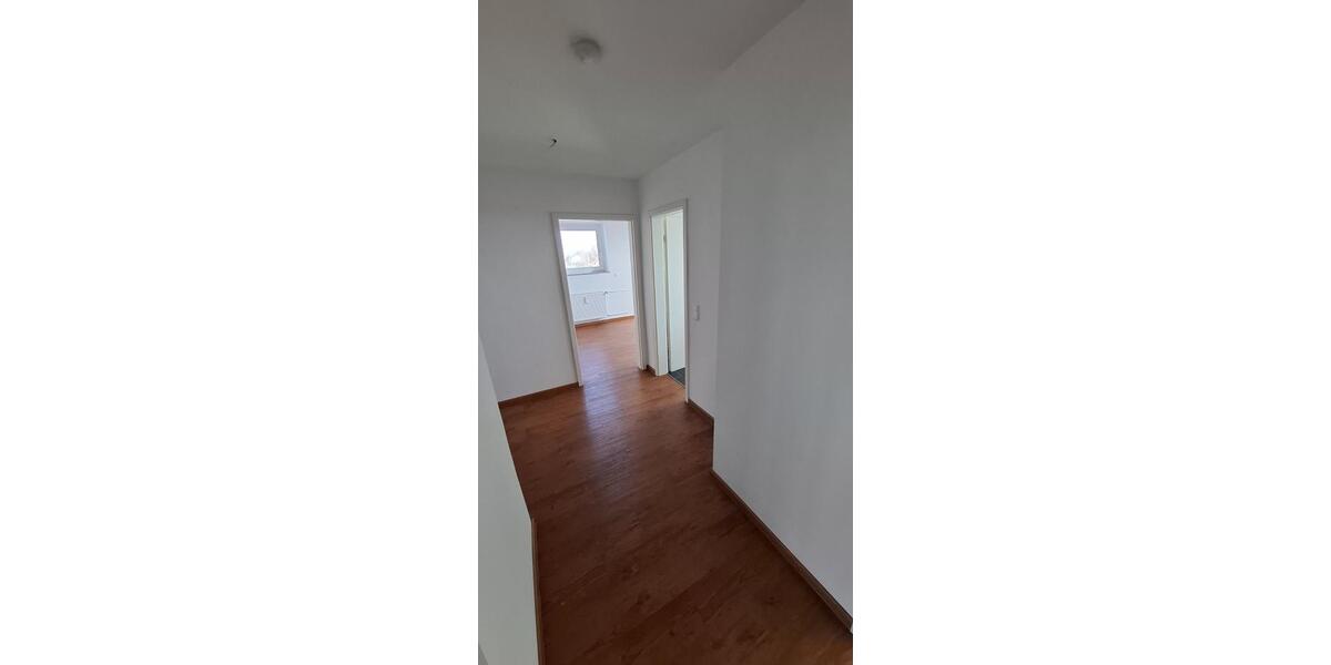 Etagenwohnung Borken (Hessen) - 3 Zimmer, 76 m&sup2;, 599&euro; | Angebot:25512372