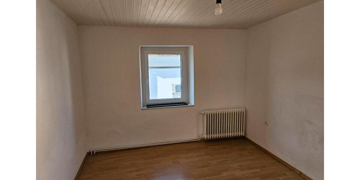 Etagenwohnung Pronsfeld - 4 Zimmer, 55 m&sup2;, 700&euro; | Angebot:25651803