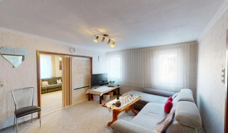 Etagenwohnung Altensteig - 3 Zimmer, 71 m&sup2;, 680&euro; | Angebot:25400811